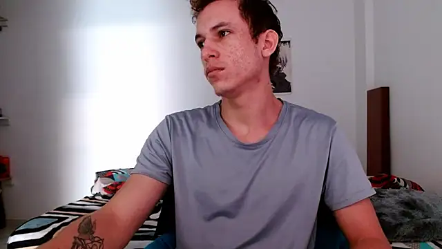 deividcloud36 online show from 10/25/25, 02:24