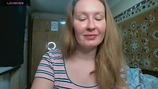 AnnaXLovers online show from 04/08/26, 09:09