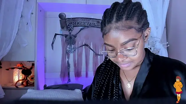 tamaraa smiith online show from 10/18/25, 08:09