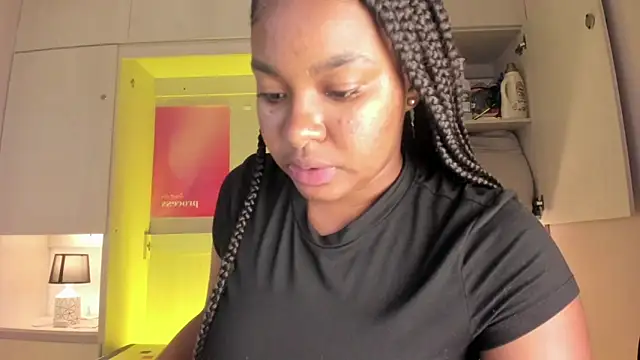 tamaraa smiith online show from 06/02/26, 07:38