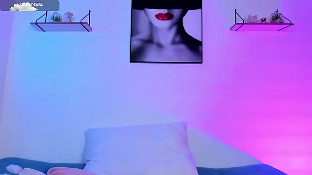 Manuela monroe online show from 02/01/25, 01:20