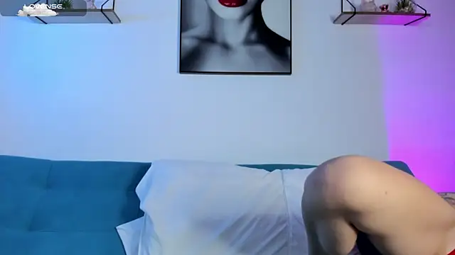 Manuela monroe online show from 02/04/25, 08:59