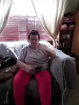 Snapshot of Bayou_Woman68 chatting on 09/13/25, 06:08 Bayou Woman68 online show from 09/13/25, 06:08