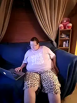 Bayou Woman68 online show from 12/01/25, 11:54