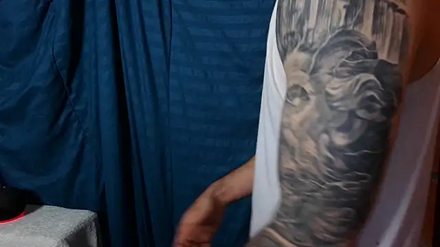 Kenner fox77 online show from 12/26/24, 01:29