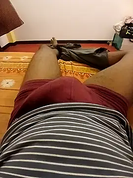 alanjoyoo online show from 11/30/25, 04:44