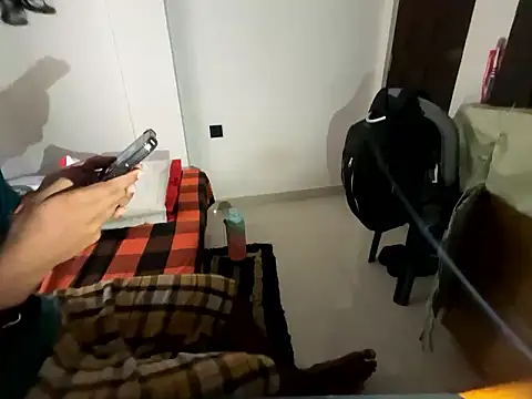 alanjoyoo online show from 01/09/26, 06:38