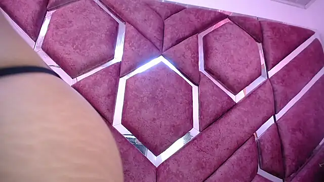 milly print online show from 12/22/24, 09:00