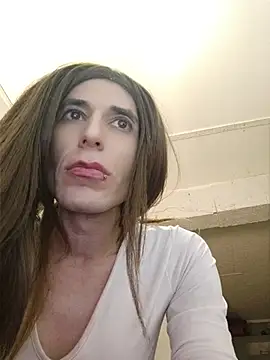 Snapshot of VanillaSeXy chatting on 04/27/26, 03:37 VanillaSeXy online show from 04/27/26, 03:37
