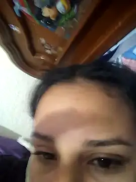  Miaaleon online show from 10/26/25, 09:53