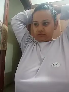  Miaaleon online show from 12/18/25, 10:21