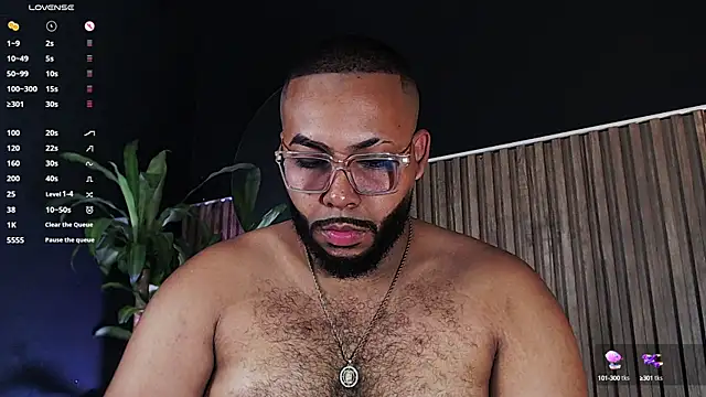 Snapshot of DilanJonnes_ chatting on 12/22/24, 10:04 DilanJonnes  online show from 12/22/24, 10:04