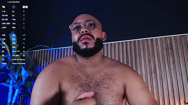 Snapshot of DilanJonnes_ chatting on 01/31/25, 08:43 DilanJonnes  online show from 01/31/25, 08:43