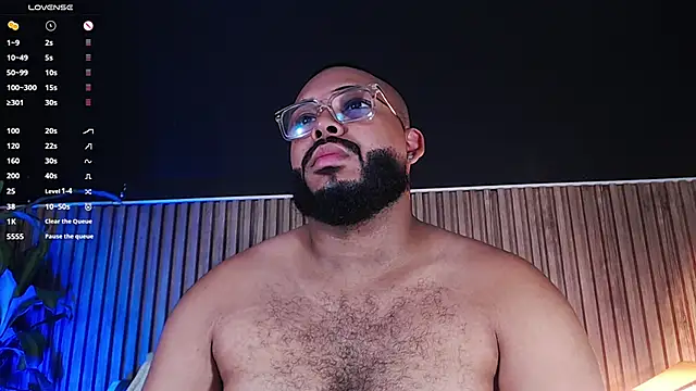 Snapshot of DilanJonnes_ chatting on 02/05/25, 10:33 DilanJonnes  online show from 02/05/25, 10:33