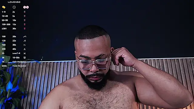 Snapshot of DilanJonnes_ chatting on 02/28/25, 11:45 DilanJonnes  online show from 02/28/25, 11:45