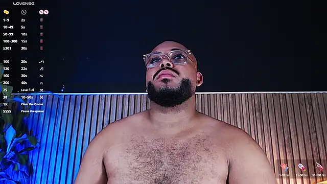 Snapshot of DilanJonnes_ chatting on 03/13/25, 03:11 DilanJonnes  online show from 03/13/25, 03:11