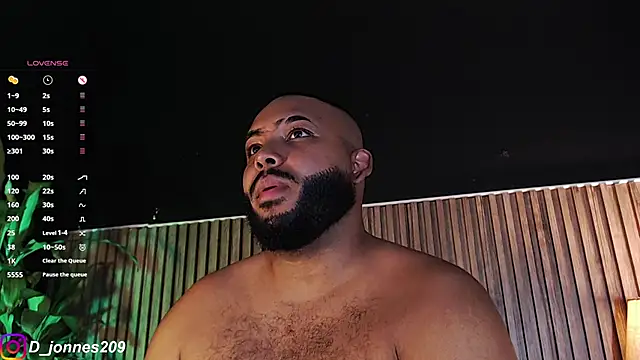 Snapshot of DilanJonnes_ chatting on 10/02/25, 08:38 DilanJonnes  online show from 10/02/25, 08:38