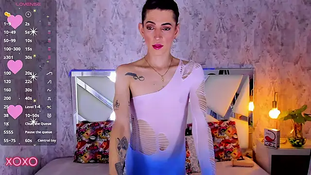 dominic thailor online show from 10/24/25, 02:13