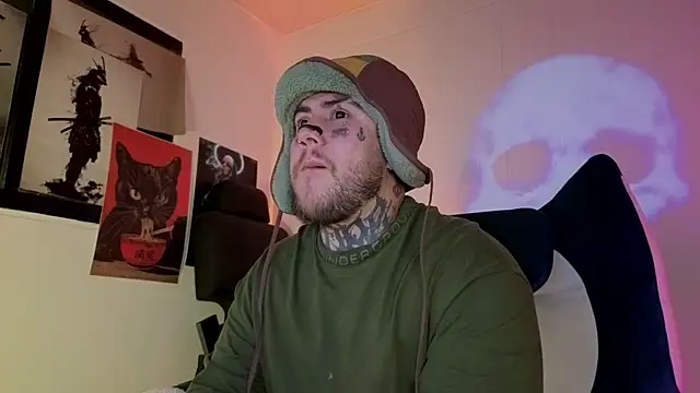 Ash gusbig online show from 11/04/25, 03:16