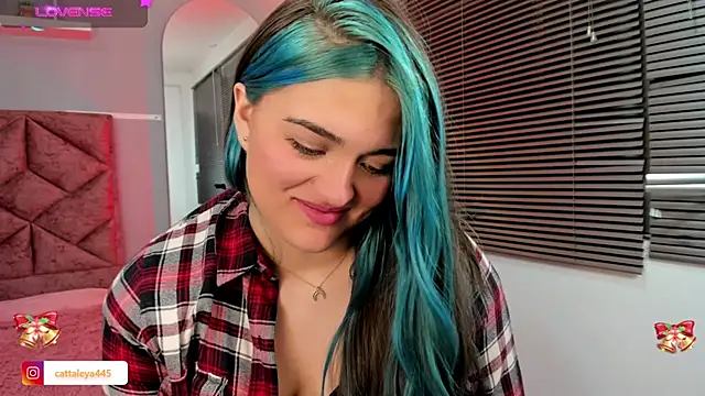 Snapshot of cattaleya___ chatting on 12/14/24, 06:24 cattaleya    online show from 12/14/24, 06:24