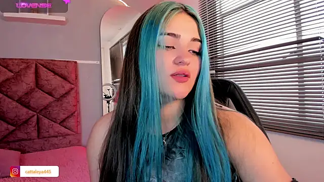 Snapshot of cattaleya___ chatting on 01/03/25, 09:15 cattaleya    online show from 01/03/25, 09:15