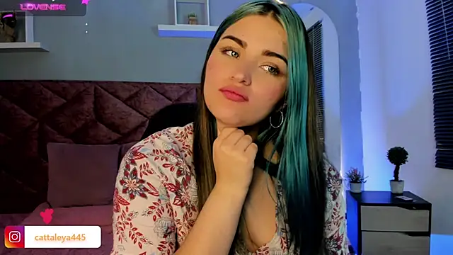 Snapshot of cattaleya___ chatting on 01/11/25, 09:26 cattaleya    online show from 01/11/25, 09:26