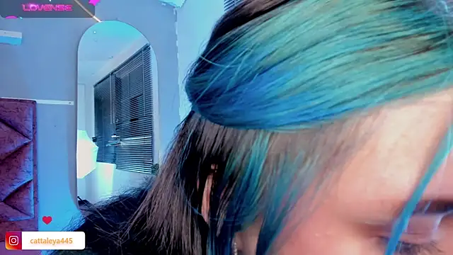 Snapshot of cattaleya___ chatting on 01/15/25, 06:12 cattaleya    online show from 01/15/25, 06:12