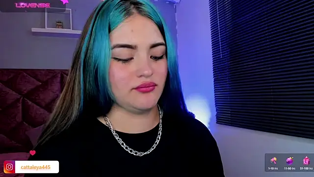 Snapshot of cattaleya___ chatting on 01/24/25, 06:24 cattaleya    online show from 01/24/25, 06:24