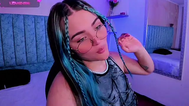 Snapshot of cattaleya___ chatting on 02/20/25, 02:51 cattaleya    online show from 02/20/25, 02:51