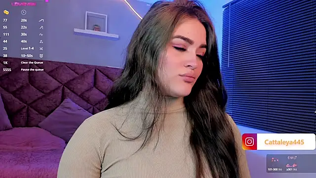 Snapshot of cattaleya___ chatting on 02/27/25, 04:09 cattaleya    online show from 02/27/25, 04:09