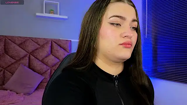 Snapshot of cattaleya___ chatting on 03/11/25, 03:05 cattaleya    online show from 03/11/25, 03:05