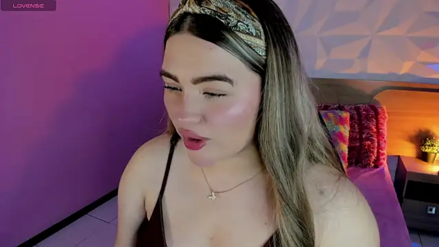 Snapshot of cattaleya___ chatting on 09/16/25, 08:21 cattaleya    online show from 09/16/25, 08:21