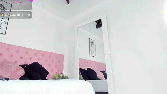 Paytonferrara online show from 10/26/25, 05:24