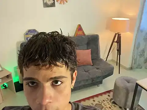 MyLatinHotBoys online show from 12/29/24, 08:58