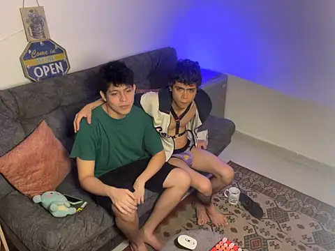 MyLatinHotBoys online show from 01/19/25, 11:53