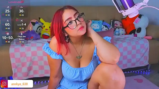 AnngelaSkye online show from 10/16/25, 04:57