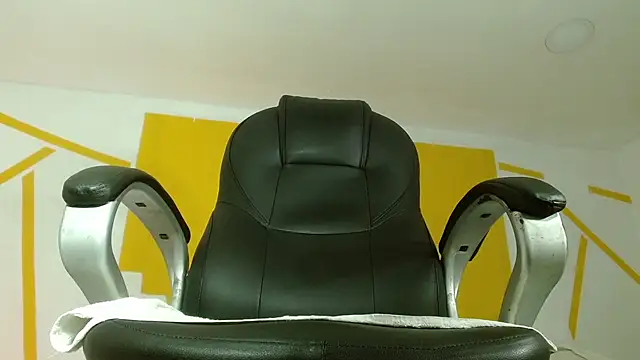 FrannBoy online show from 02/26/25, 07:05