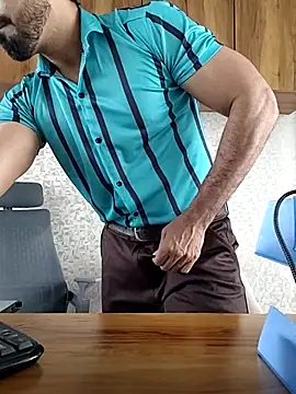 indianguy89 online show from 02/18/26, 07:15