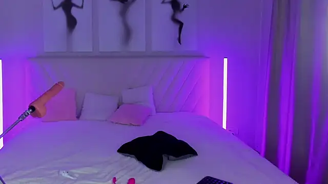 EmmaBarbs online show from 02/02/25, 10:06