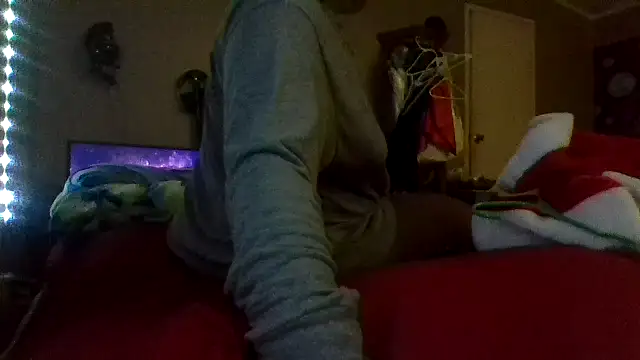 EbonyFetishQueen online show from 12/15/25, 05:34