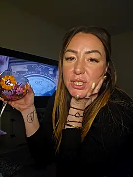 Britishbella online show from 01/11/25, 03:13