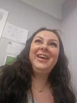 Britishbella online show from 02/27/25, 06:42