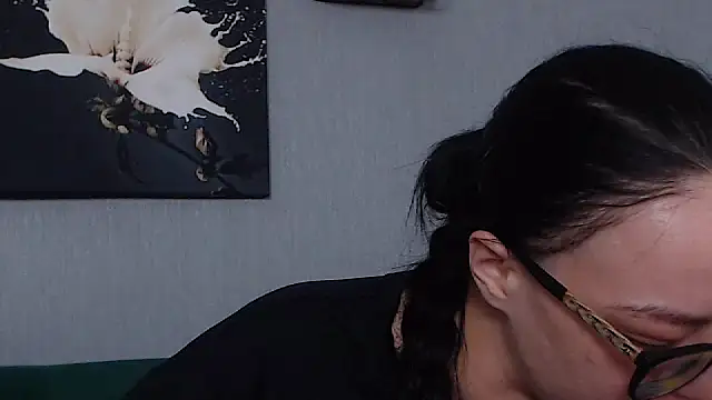 IzabelllNoir online show from 02/20/25, 12:36