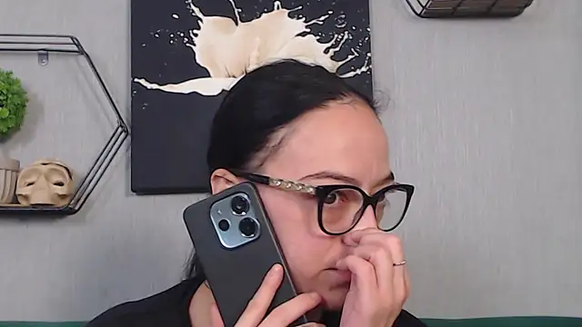 IzabelllNoir online show from 10/13/25, 09:31