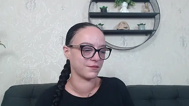 IzabelllNoir online show from 11/23/25, 09:53