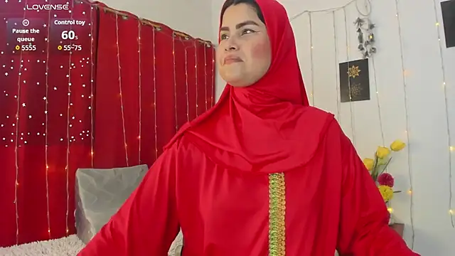 Snapshot of AishaAmin_ chatting on 05/06/26, 12:10 AishaAmin online show from 05/06/26, 12:10