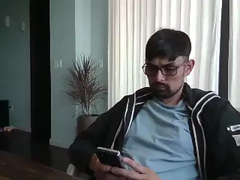 spence204011 online show from 01/01/25, 06:38