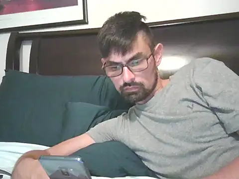 spence204011 online show from 11/23/25, 01:27