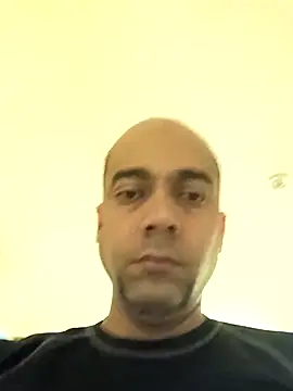 Entretener online show from 03/30/26, 04:08