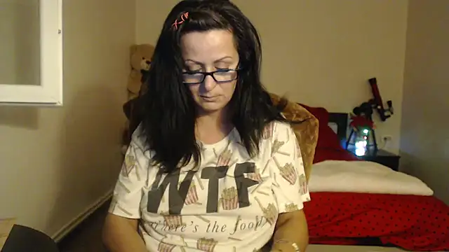 Snapshot of YourDreamLoverr chatting on 01/16/25, 10:23 YourDreamLoverr online show from 01/16/25, 10:23